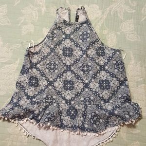 Doe and Rae halter style top Size small